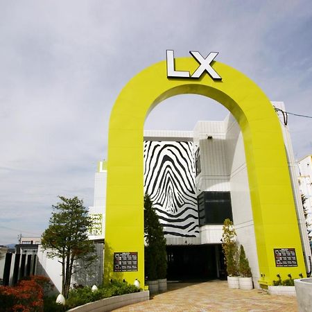 Lex Suwa (Adults Only) Hotell Exteriör bild